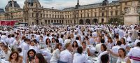 Edition 2015 du dîner en blanc - Carrousel du Louvre