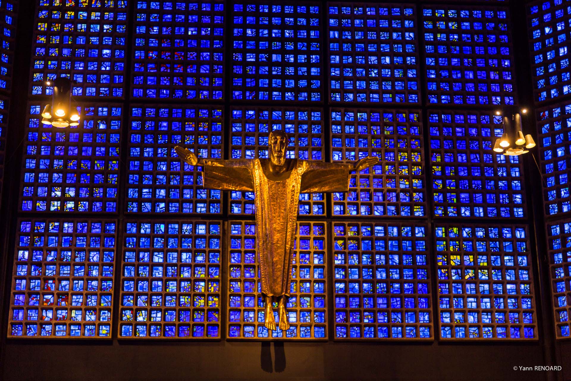 Christ de l'Église du souvenir - Gedächtniskirche (Berlin)