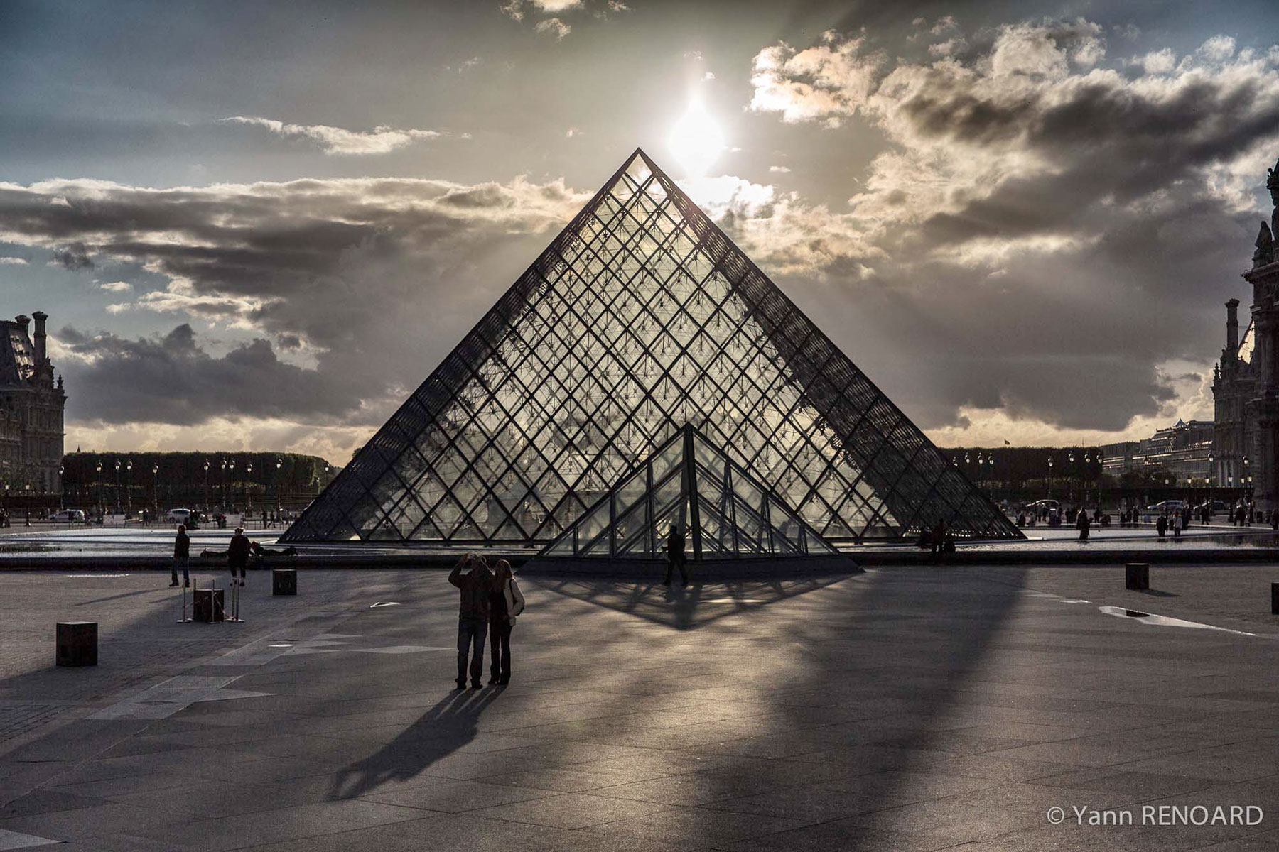 Pyramide du Louvre